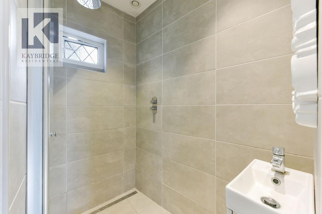 Furzedown Road, Sutton - SM2 5 QE