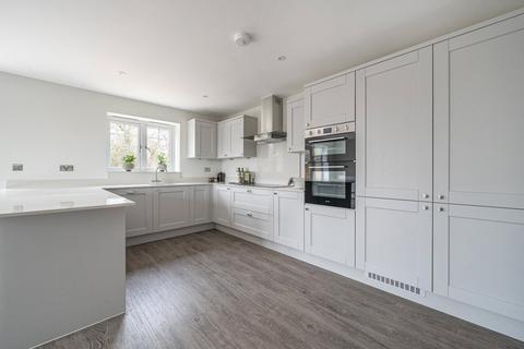 3 bedroom detached house for sale, Hackney Way, Reading RG7
