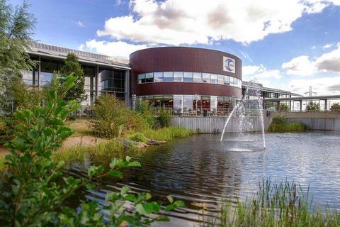 Office to rent, Marsh Way Rainham RM13 8EU