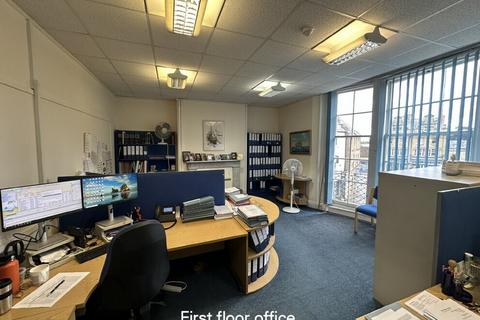 Office for sale, 17 Market Square Crewkerne TA18 7LG