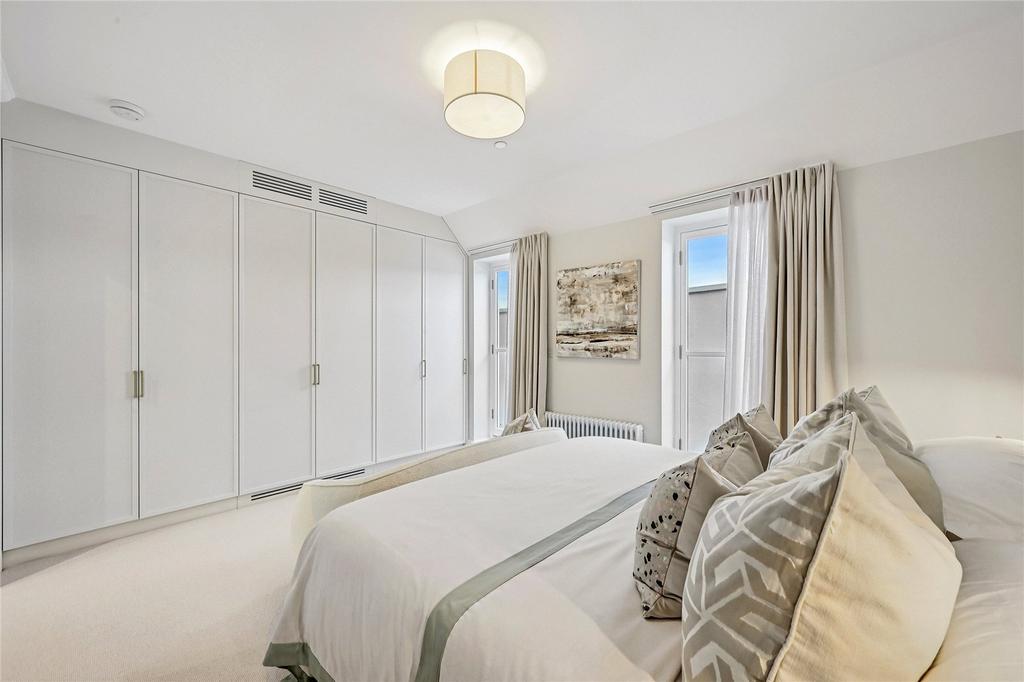 Principal Bedroom