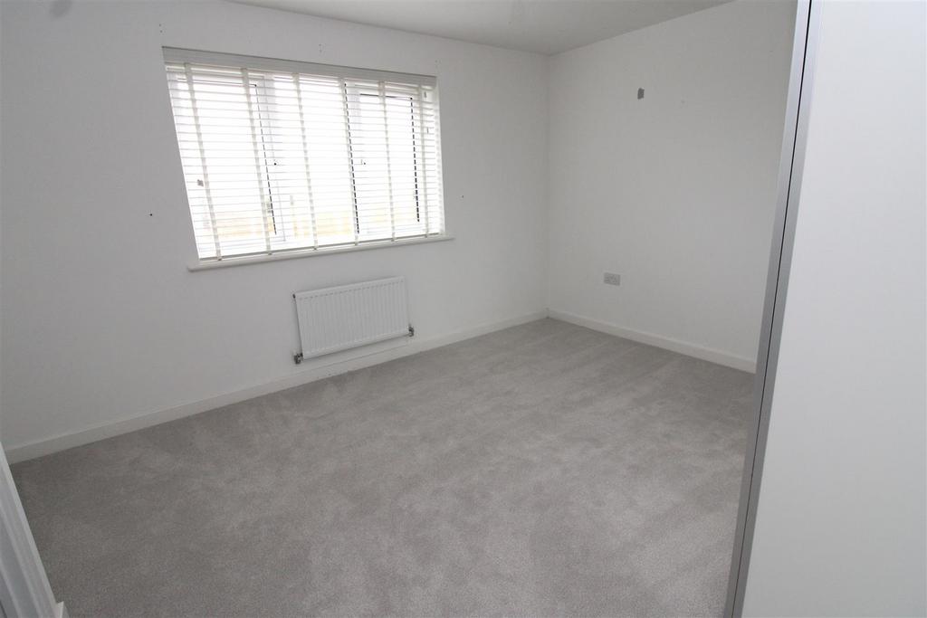 Bedroom 1.JPG