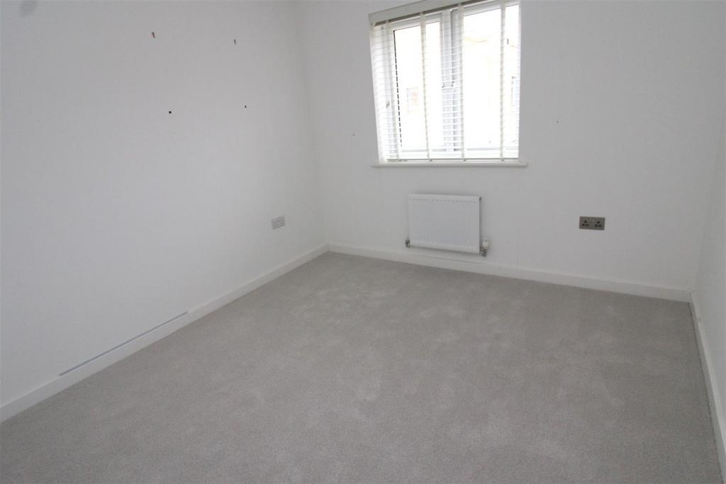 Bedroom 2.JPG