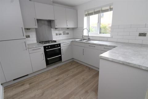 3 bedroom detached house for sale, Neal Crescent, Wick, Littlehampton