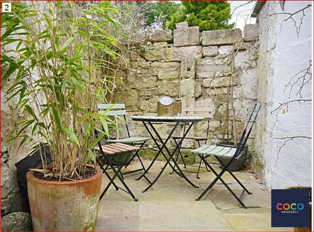 Courtyard Garden