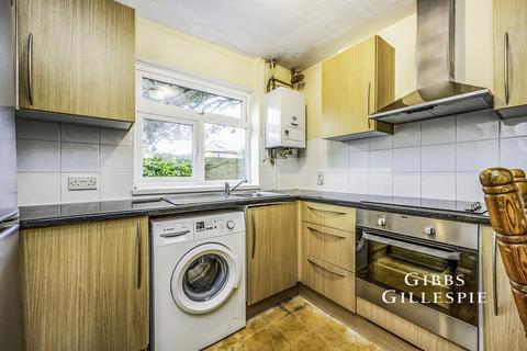 2 bedroom flat to rent, Burhill Grove, Pinner, HA5