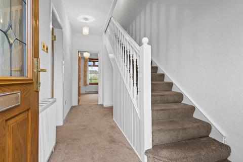 76 Seright Square, Crookedholm, Kilmarnock, KA3 6LH