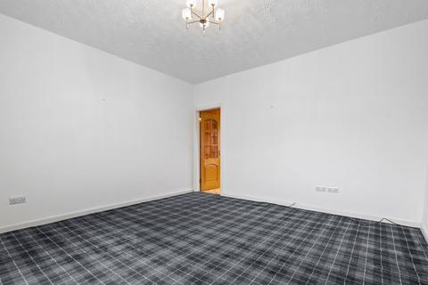 76 Seright Square, Crookedholm, Kilmarnock, KA3 6LH