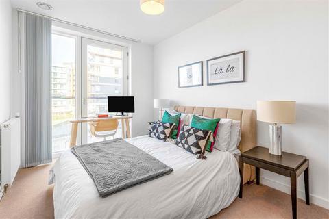 3 bedroom flat to rent, Harrison Walk, London SE10
