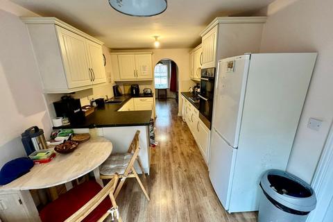 4 bedroom terraced house for sale, Staples Drive, Coalville, LE67