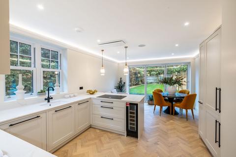 undefined, Hollymeoak Road, Coulsdon, CR5