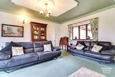5 bedroom detached house for sale, Westfields Road, Rugeley WS15