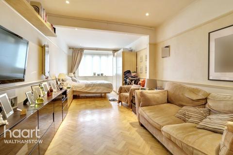 undefined, Manor Way, Chingford