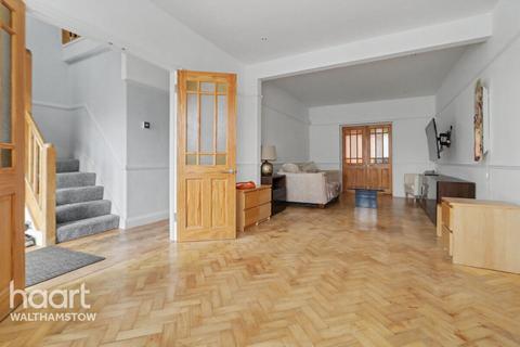 undefined, Manor Way, Chingford