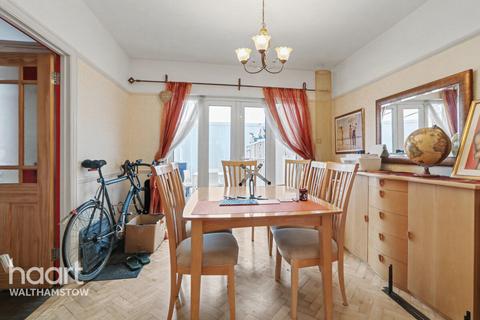 undefined, Manor Way, Chingford