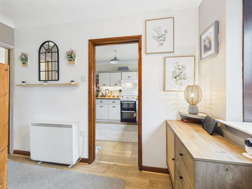 CAM05474 G0-PR0038-STILL002.jpg