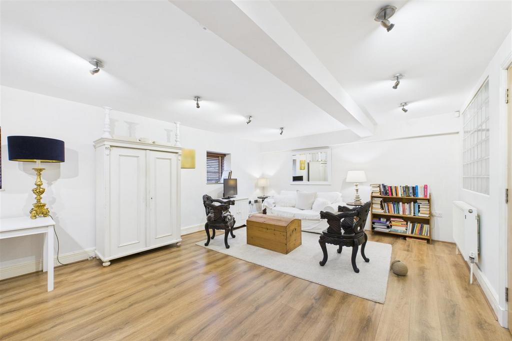 Kitchen Living Area