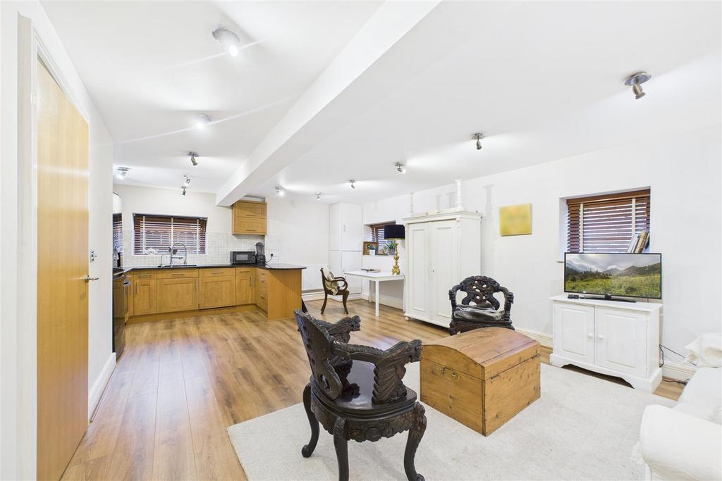 Kitchen Living Area