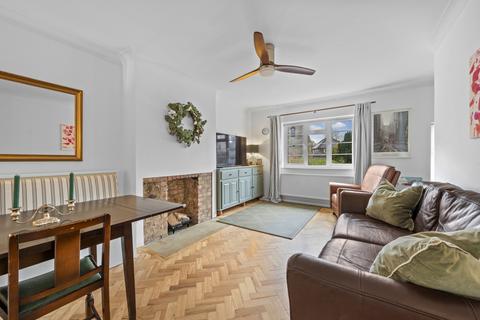 2 Spencer House, Surbiton, KT6 4UF