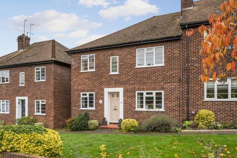 2 Spencer House, Surbiton, KT6 4UF