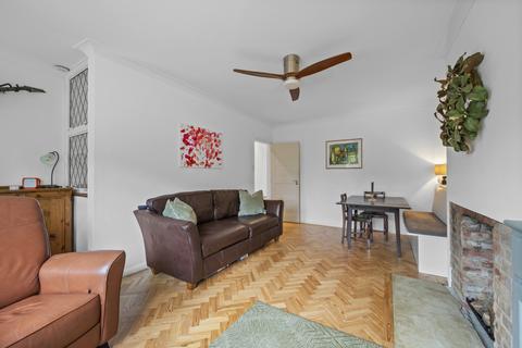 2 Spencer House, Surbiton, KT6 4UF
