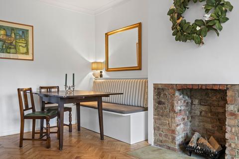 2 Spencer House, Surbiton, KT6 4UF