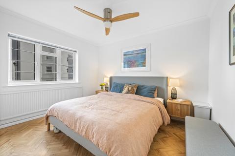 2 Spencer House, Surbiton, KT6 4UF