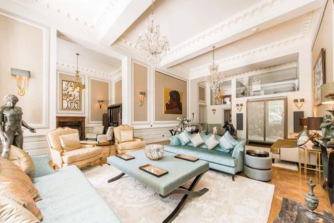 5 bedroom apartment to rent, Knightsbridge, London SW7
