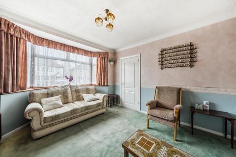 undefined, Lindsay Road, New Haw, KT15