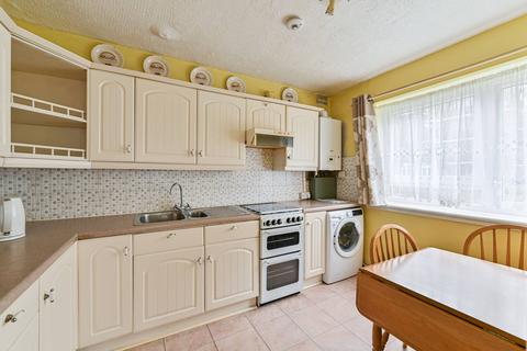 2 bedroom flat for sale, Strathdon Drive, Earlsfield, London, SW17