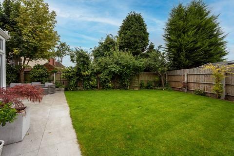 4 bedroom detached house to rent, Windermere Avenue, Merton Park, London, SW19