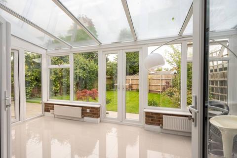 4 bedroom detached house to rent, Windermere Avenue, Merton Park, London, SW19