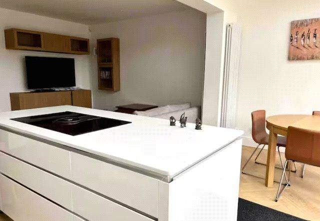 Kitchen/Reception