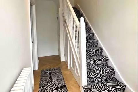 3 bedroom terraced house to rent, Beck Way, Beckenham, BR3