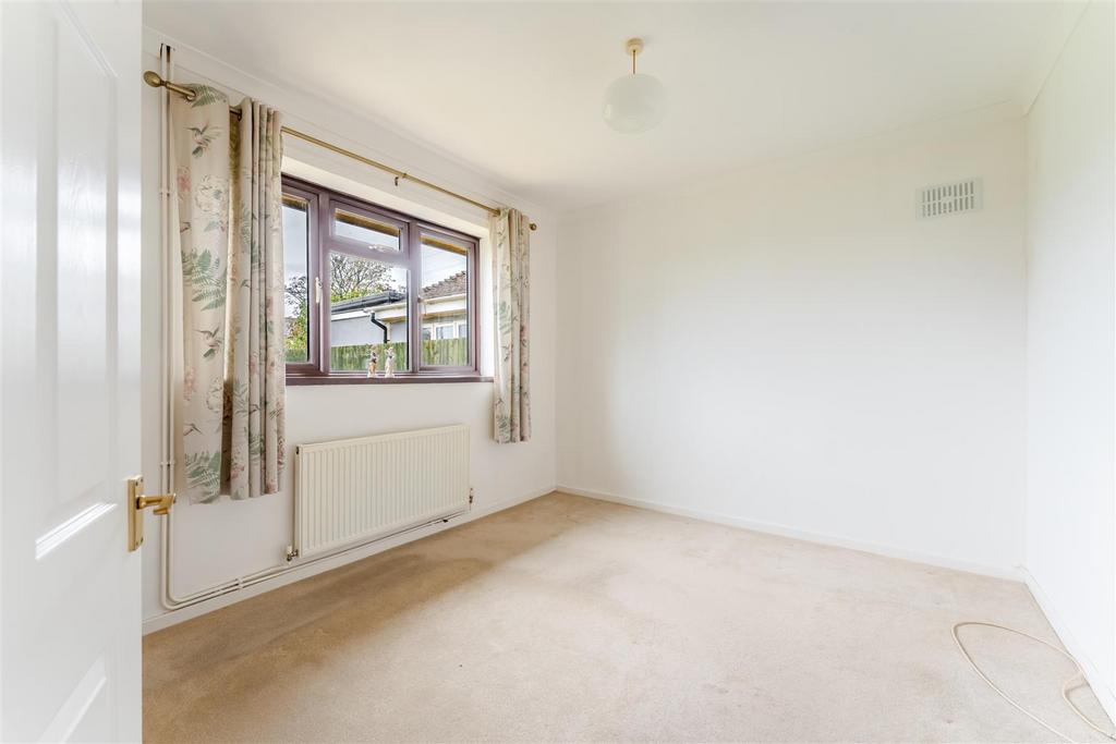 7 Millier Road, Cleeve, BS49 4 NL 10.jpg
