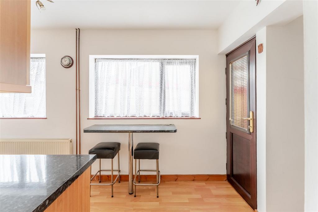 7 Millier Road, Cleeve, BS49 4 NL 27.jpg