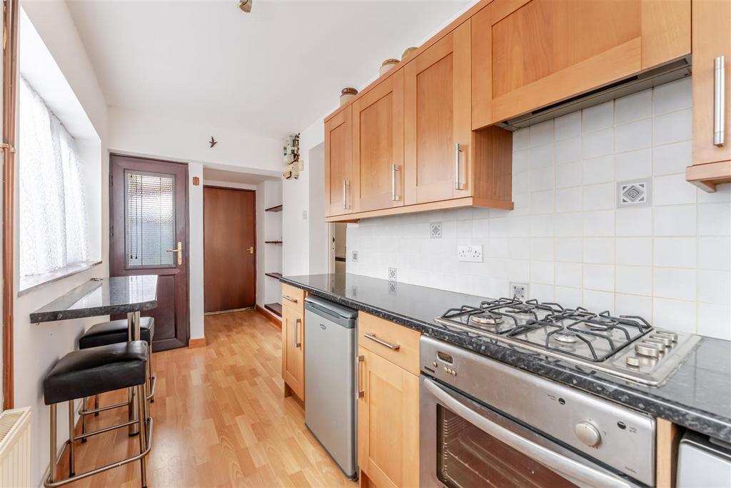 7 Millier Road, Cleeve, BS49 4 NL 29.jpg