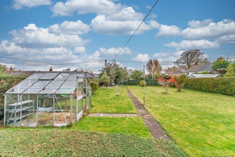 undefined, Two bedroom detached bungalow in the village of Cleeve