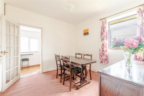 undefined, Two bedroom detached bungalow in the village of Cleeve