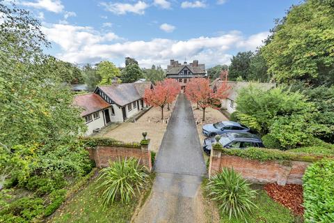 undefined, The Manor, Herringswell