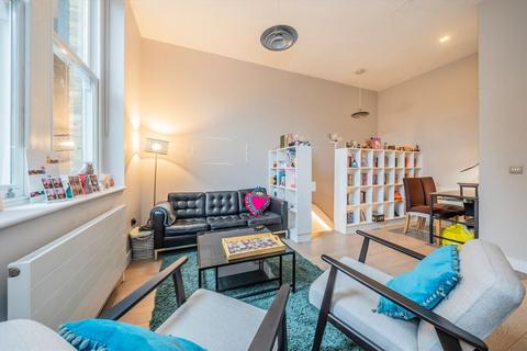 undefined, Clarendon Road, London W11