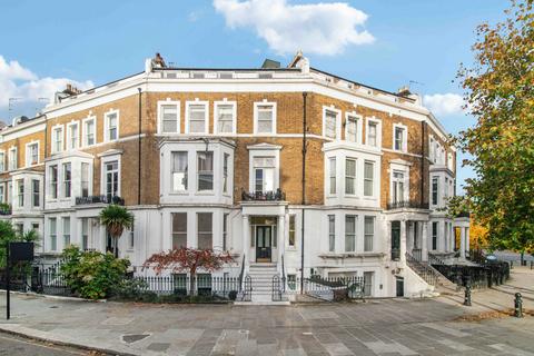 2 bedroom flat for sale, Cromwell Crescent, SW5