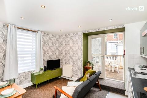 undefined, Queen Anne Terrace, Plymouth PL4
