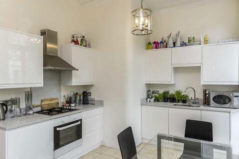 1 bedroom flat to rent, Glazbury Road, London W14