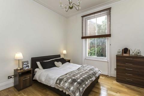 1 bedroom flat to rent, Glazbury Road, London W14