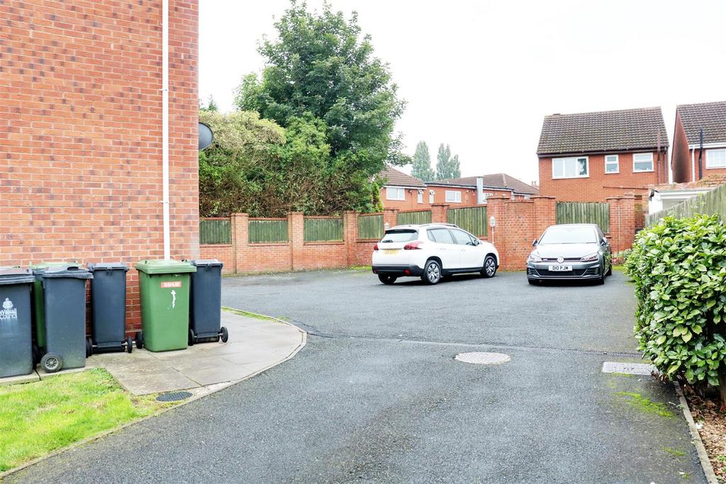 Driveway.jpg