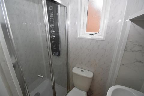 undefined, 9, 80, Emscote Road, Warwick