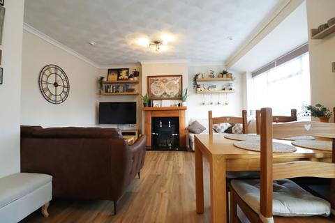 undefined, Byron Avenue, Warwick CV34