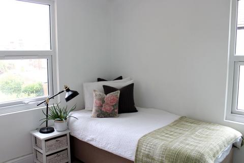 undefined, Gloucester Road, Cheltenham GL51