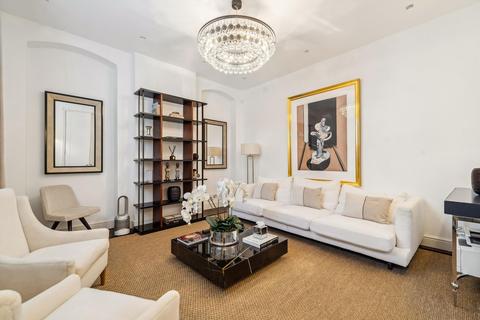 undefined, Lower Belgrave Street, Belgravia, London, SW1W